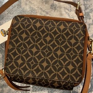 *SOLD* Fossil Sydney Mini Print Crossbody Bag NWT